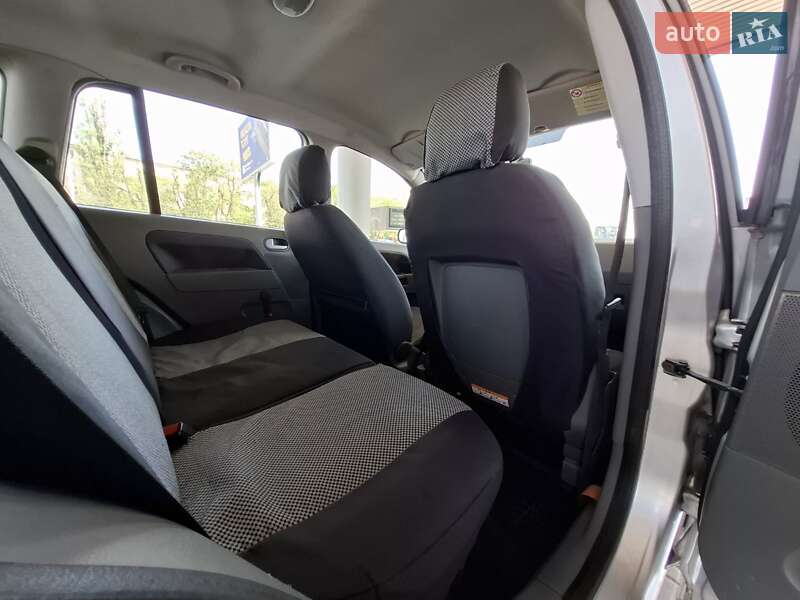 Хэтчбек Ford Fusion 2003 в Николаеве