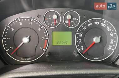 Хэтчбек Ford Fusion 2007 в 