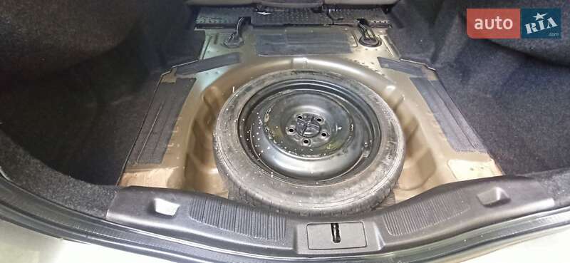 Седан Ford Fusion 2014 в Львове