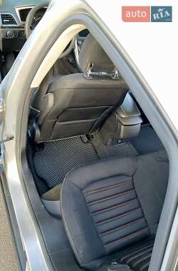 Седан Ford Fusion 2015 в 
