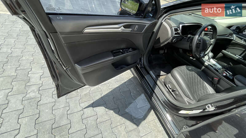 Седан Ford Fusion 2013 в Киеве