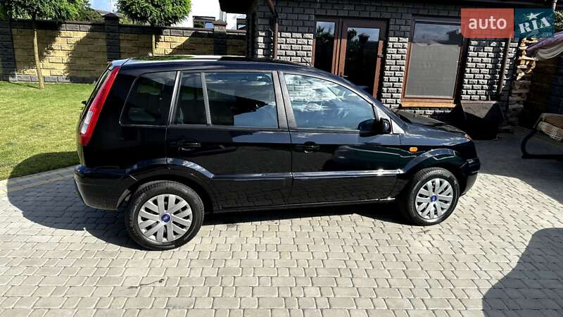 Хэтчбек Ford Fusion 2009 в Луцке