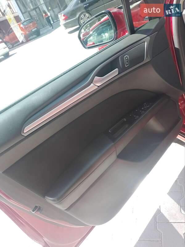 Седан Ford Fusion 2014 в Хмельницькому