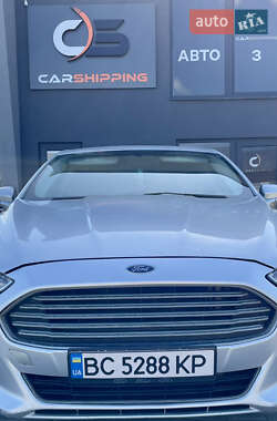 Седан Ford Fusion 2015 в 