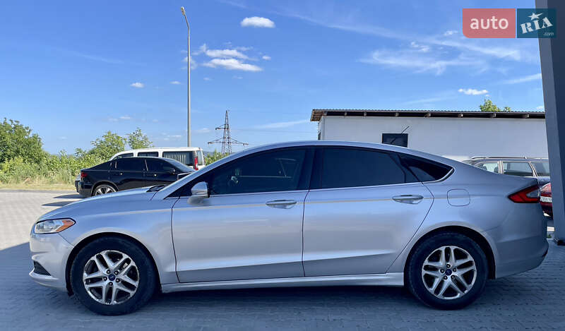 Седан Ford Fusion 2015 в Львове