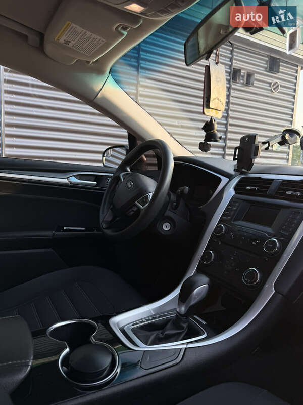 Седан Ford Fusion 2014 в Калуше