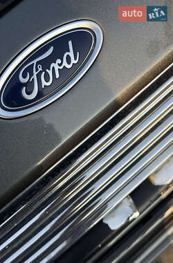 Седан Ford Fusion 2014 в 