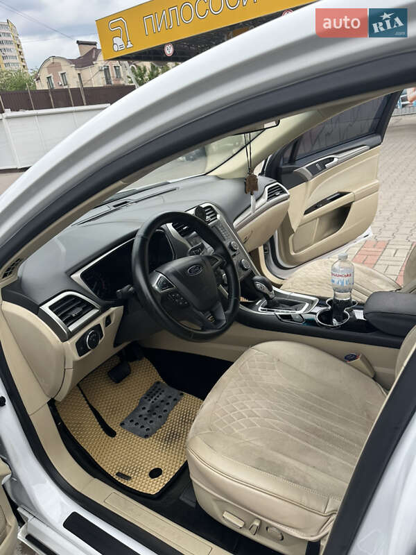 Седан Ford Fusion 2013 в Киеве