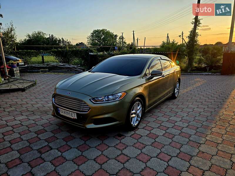 Седан Ford Fusion 2012 в Запоріжжі