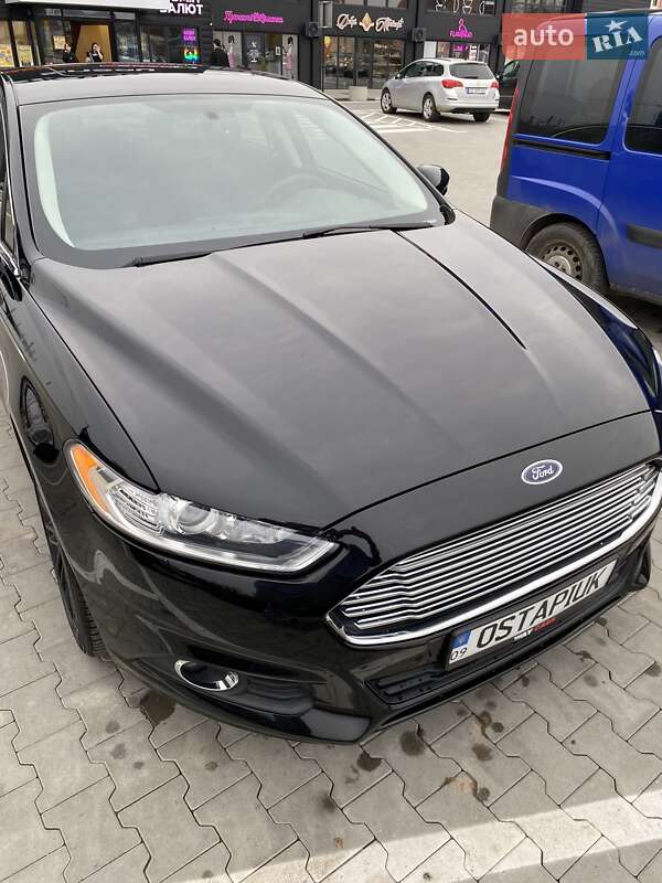 Седан Ford Fusion 2016 в Снятине