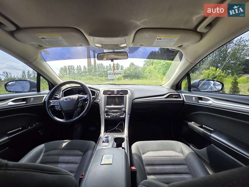Седан Ford Fusion 2016 в Тернополе
