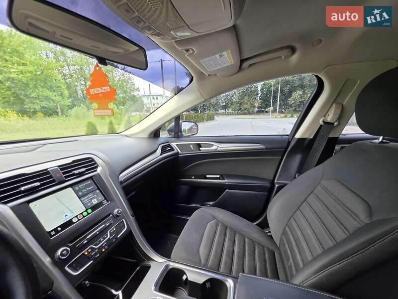 Седан Ford Fusion 2016 в Тернополе