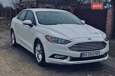 Седан Ford Fusion 2016 в 