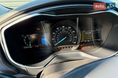 Седан Ford Fusion 2014 в 