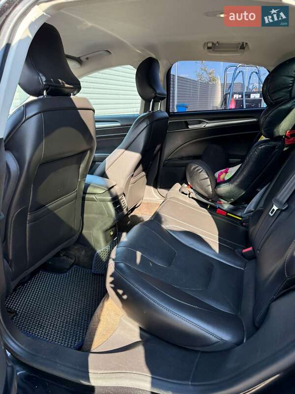 Седан Ford Fusion 2014 в Николаеве