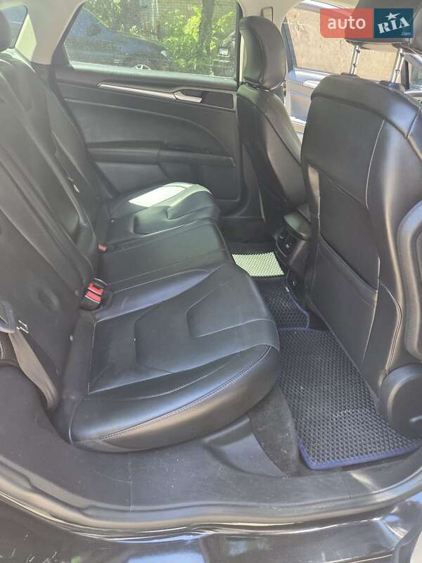 Седан Ford Fusion 2014 в Николаеве