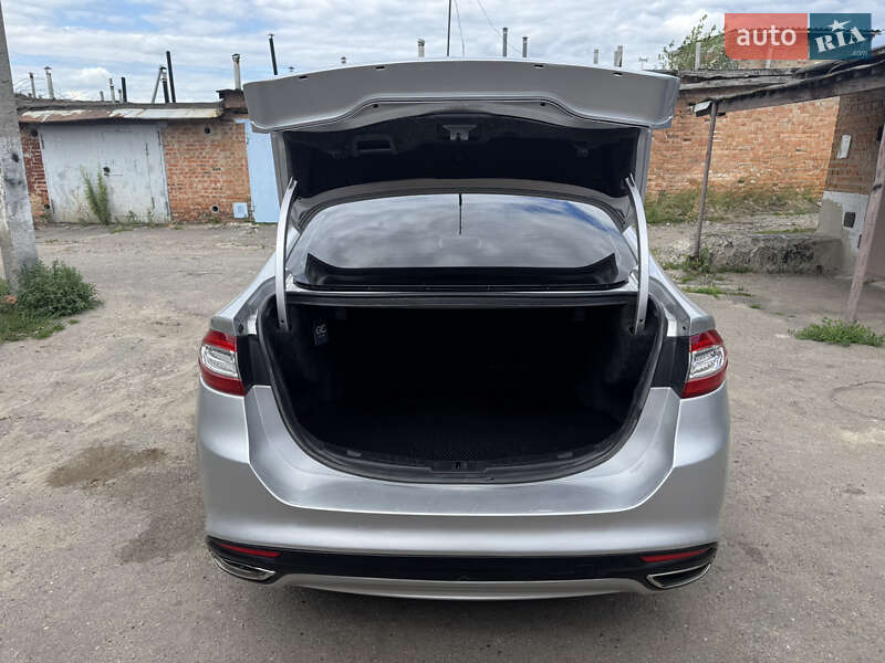 Седан Ford Fusion 2014 в Полтаве