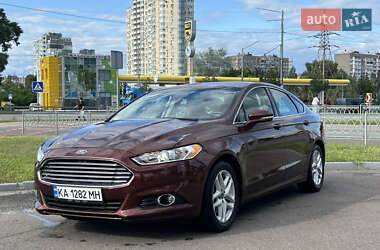 Седан Ford Fusion 2015 в Києві