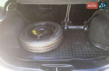 Хэтчбек Ford Fusion 2009 в 