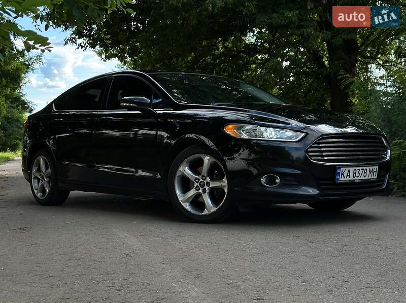 Седан Ford Fusion 2015 в Киеве