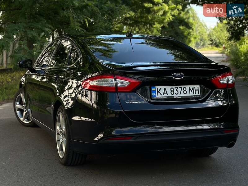 Седан Ford Fusion 2015 в Киеве