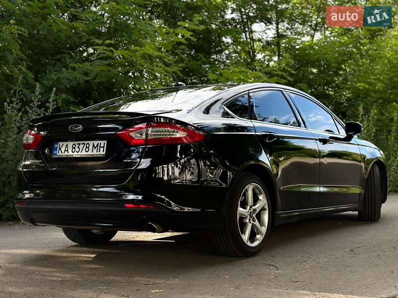 Седан Ford Fusion 2015 в Киеве