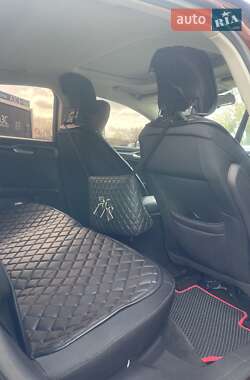 Седан Ford Fusion 2015 в 