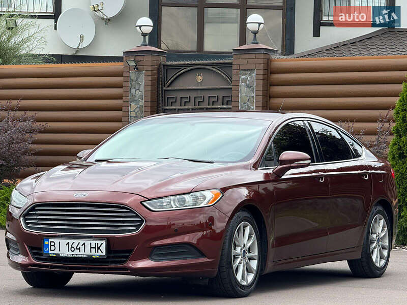Седан Ford Fusion 2015 в Києві