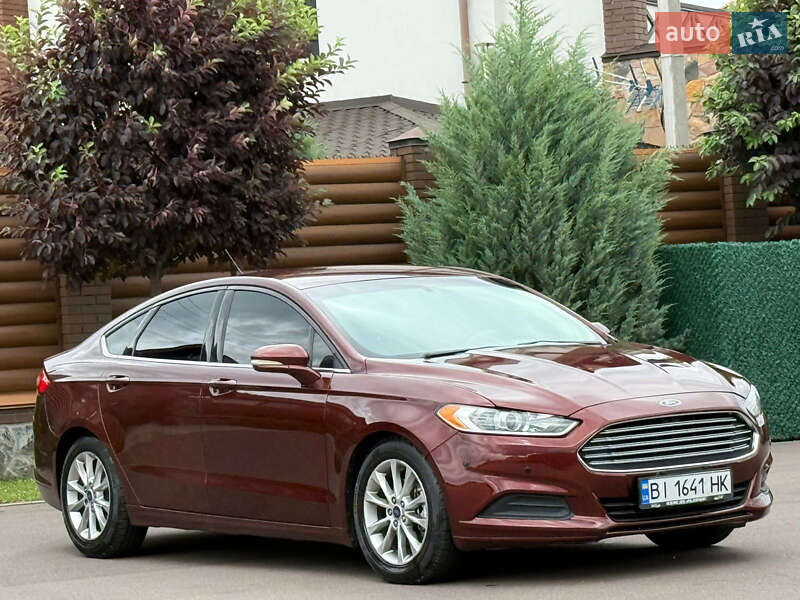 Седан Ford Fusion 2015 в Києві