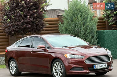 Седан Ford Fusion 2015 в 