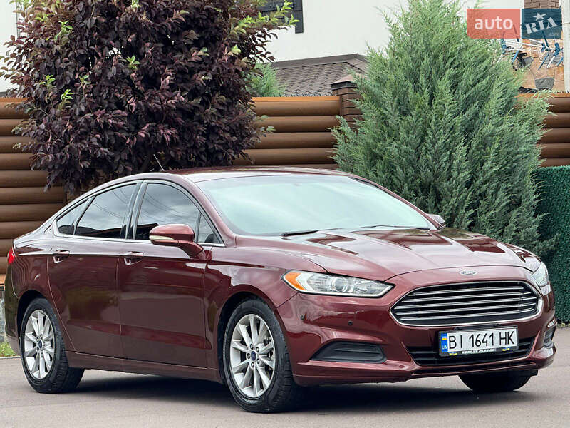 Седан Ford Fusion 2015 в Києві
