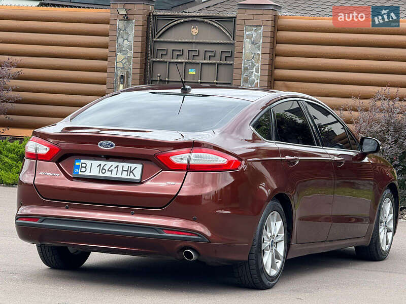 Седан Ford Fusion 2015 в Києві