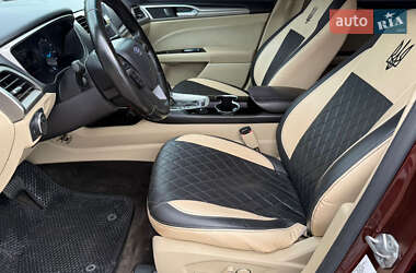 Седан Ford Fusion 2015 в 