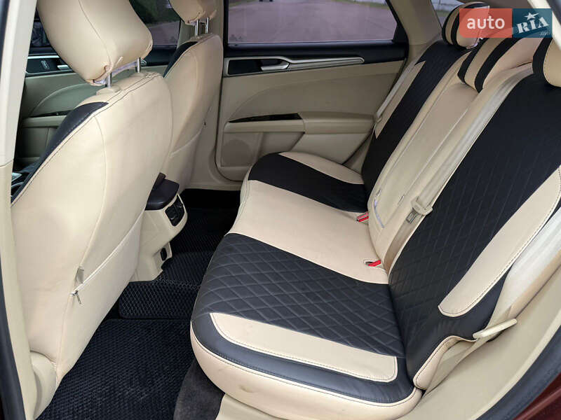 Седан Ford Fusion 2015 в Києві