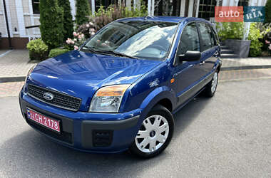 Хэтчбек Ford Fusion 2007 в 
