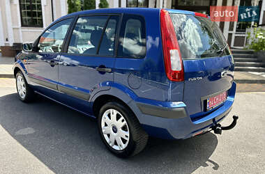 Хэтчбек Ford Fusion 2007 в 