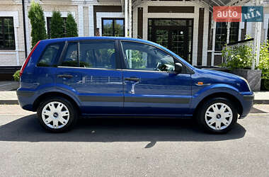 Хэтчбек Ford Fusion 2007 в 