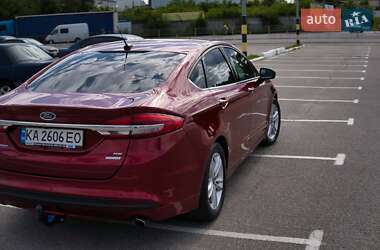 Седан Ford Fusion 2018 в 
