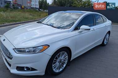 Седан Ford Fusion 2015 в 
