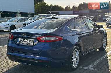 Седан Ford Fusion 2014 в 