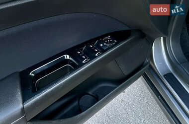 Седан Ford Fusion 2013 в 