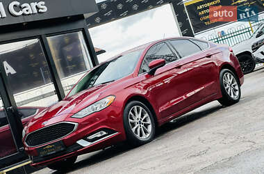 Седан Ford Fusion 2017 в 