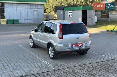 Хэтчбек Ford Fusion 2006 в 