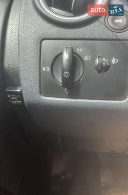 Хэтчбек Ford Fusion 2011 в 
