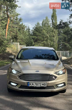 Седан Ford Fusion 2017 в 