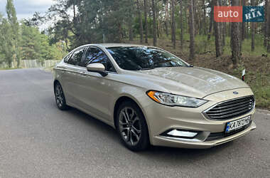 Седан Ford Fusion 2017 в 
