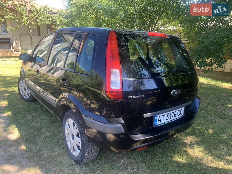 Хэтчбек Ford Fusion 2007 в Калуше