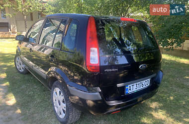 Хэтчбек Ford Fusion 2007 в 