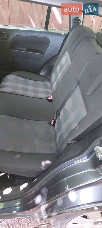 Хэтчбек Ford Fusion 2007 в Чернигове фото 4 Хэтчбек Ford Fusion 2007 в Чернигове