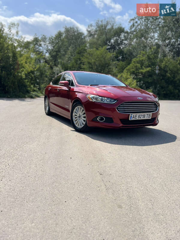 Седан Ford Fusion 2014 в Дніпрі